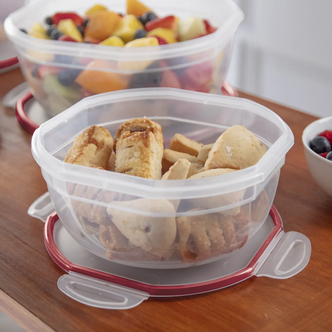 Sterilite 0393 Ultra•Seal™ 2.5 Quart Round Food Storage Bowl – Clear with Magenta Accents - Image 5