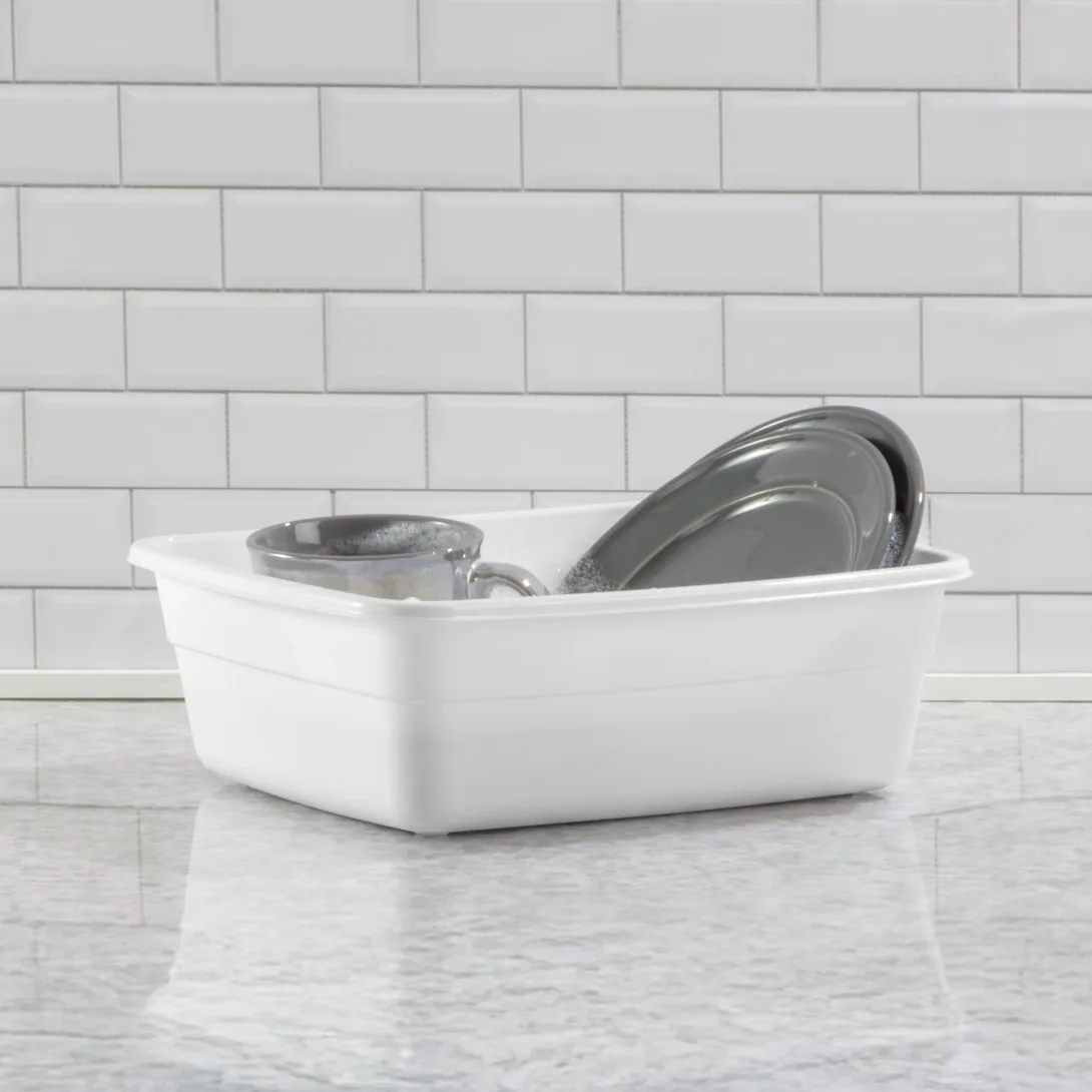 Sterilite 0656 8 Quart Compact Plastic Dishpan β White - Image 4