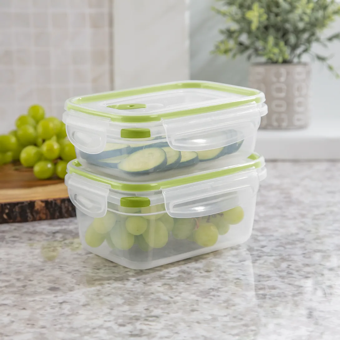 Sterilite 0311 Ultra•Seal™ 3.1 Cup Rectangular Food Storage Container – Clear with Green Accents - Image 5
