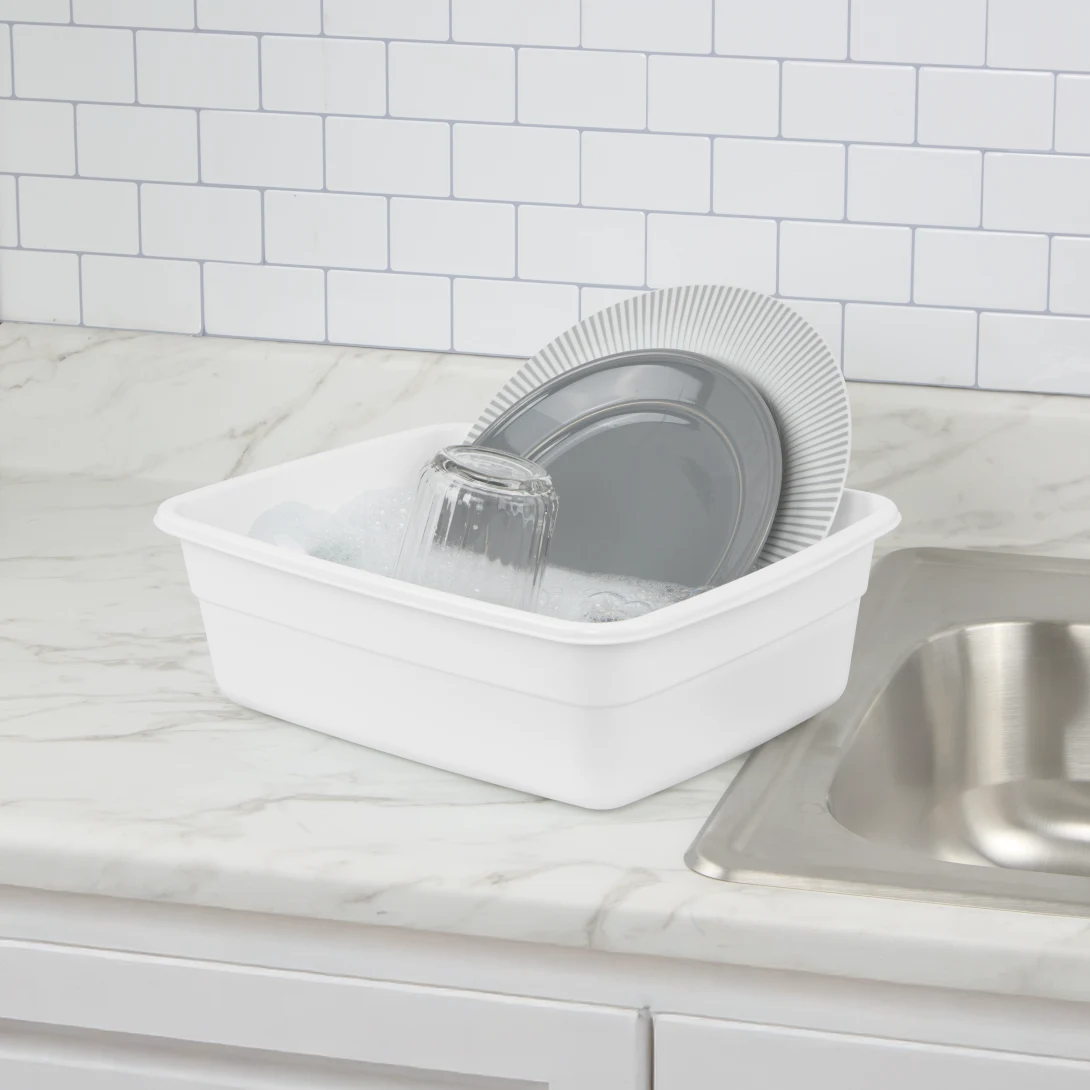 Sterilite 0656 8 Quart Compact Plastic Dishpan β White - Image 7
