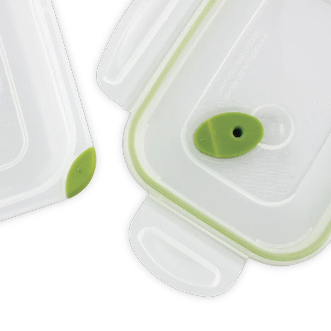 Sterilite 0311 Ultra•Seal™ 3.1 Cup Rectangular Food Storage Container – Clear with Green Accents - Image 7