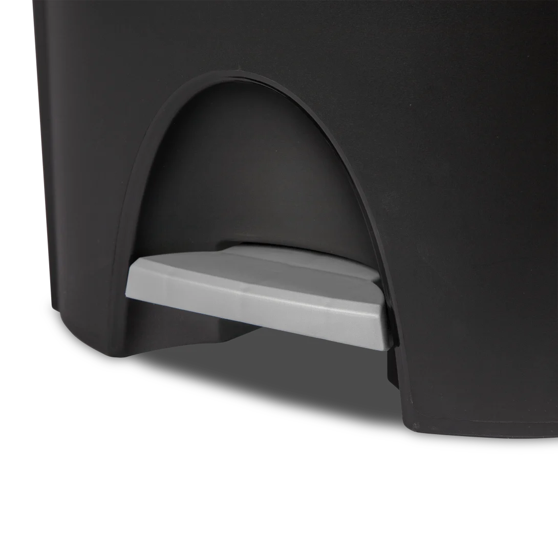 Sterilite 1094 6.6 Gallon / 25 Liter StepOn Wastebasket – White / Black with Titanium Pedal - Image 12