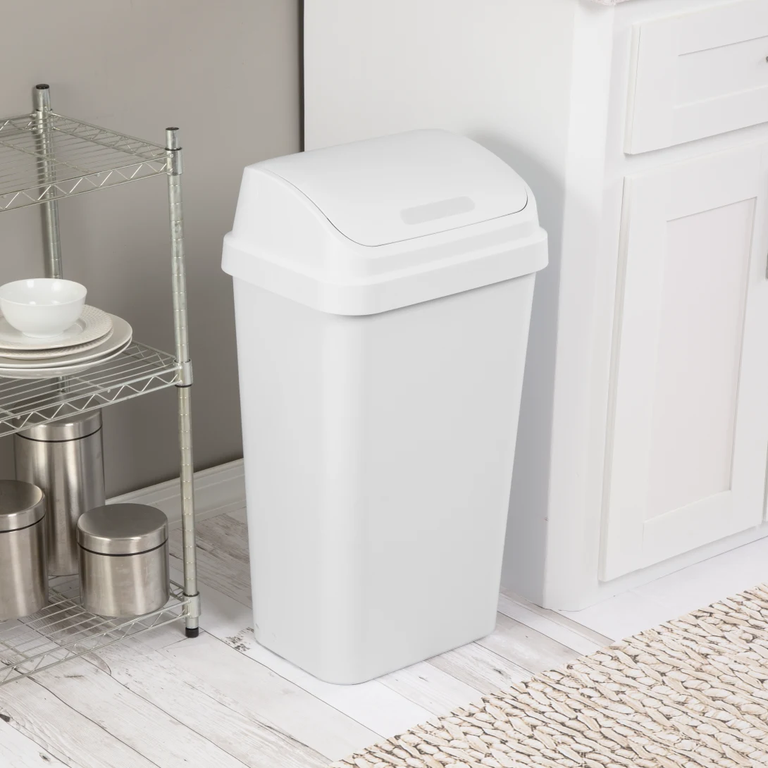 Sterilite 1089 13 Gallon / 49 Liter SwingTop Wastebasket – Black / White - Image 13