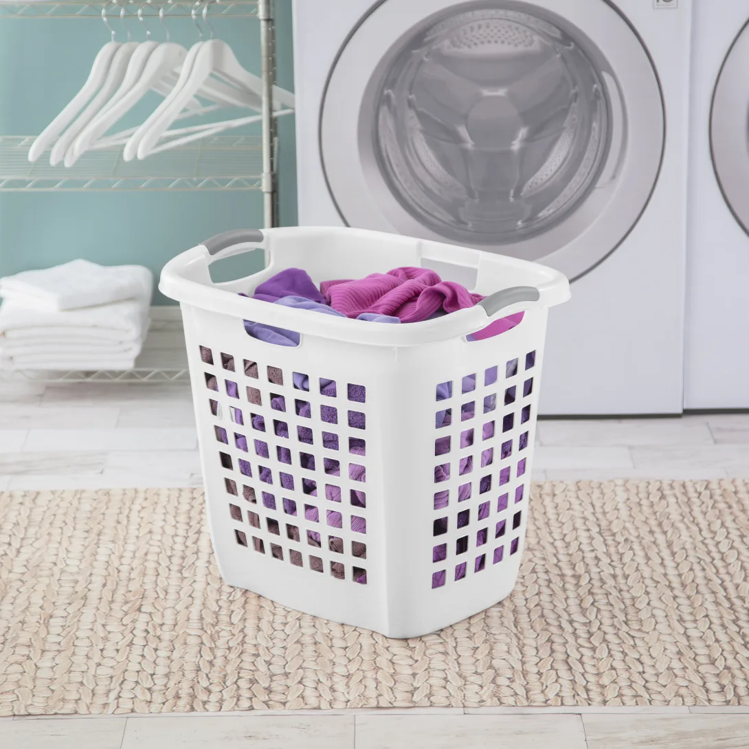 Sterilite 1225 Ultra Easy Carry Hamper β White with Titanium Inserts - Image 4