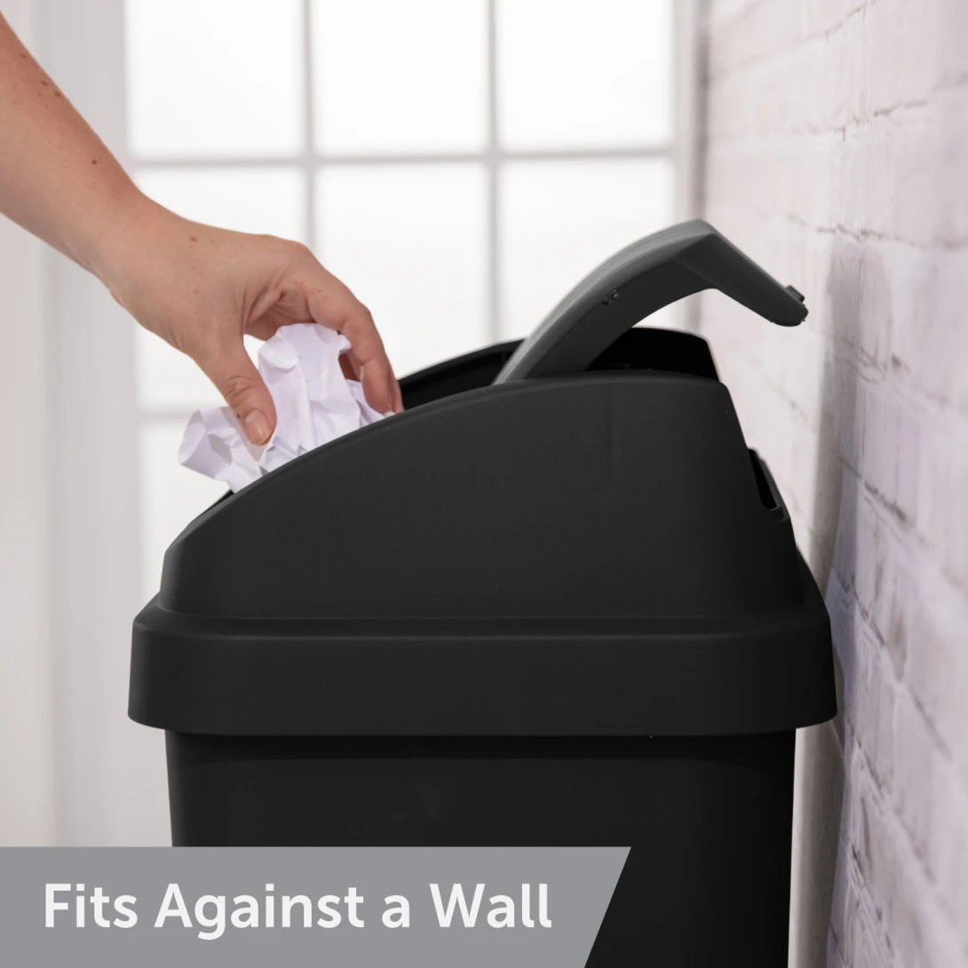 Sterilite 1089 13 Gallon / 49 Liter SwingTop Wastebasket – Black / White - Image 7