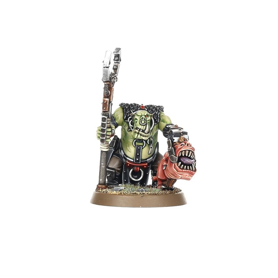 Pack of 10 Ork Gretchin miniatures armed with Grot blasters led by a tall Ork Runtherd with a grabba-stikk.